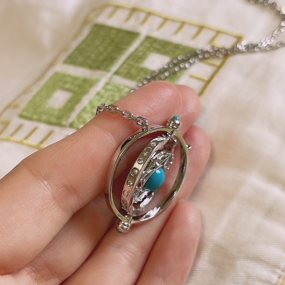 Silver Necklace Constellations - Picture 7 of 10